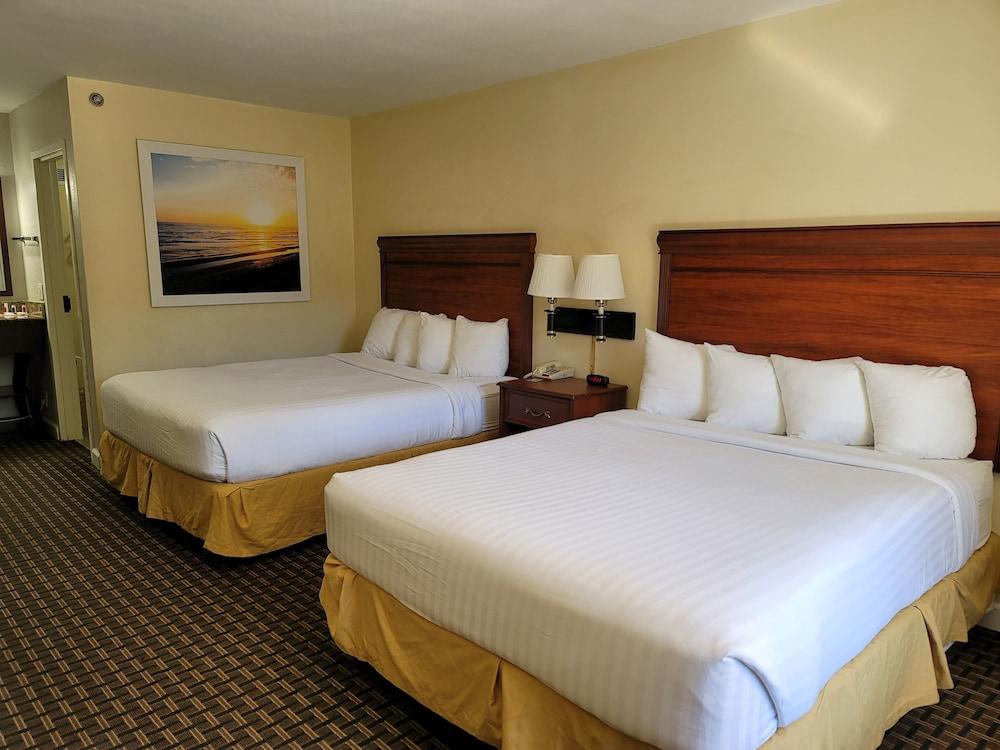Days Inn By Wyndham Port Charlotte Town Center Екстер'єр фото