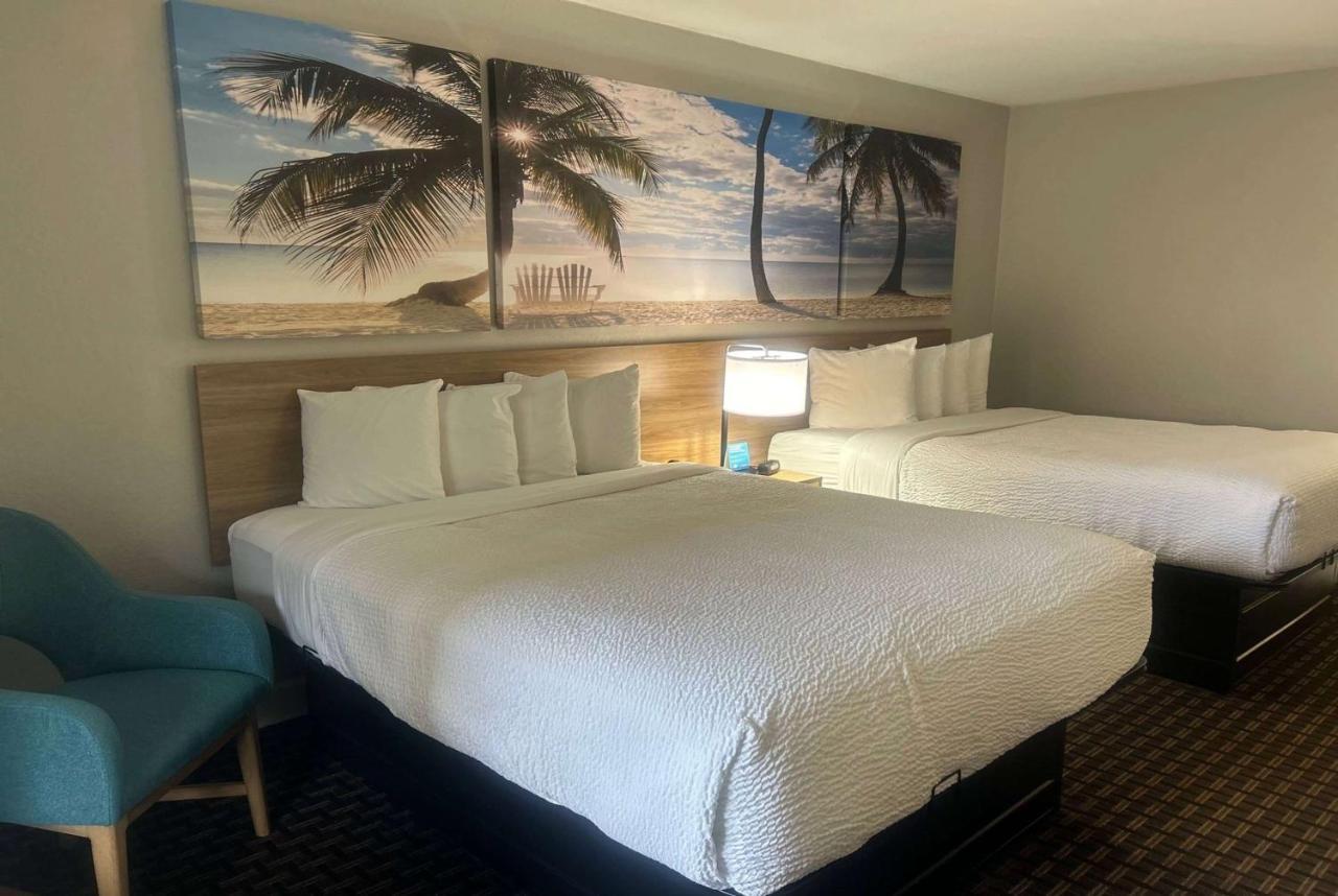 Days Inn By Wyndham Port Charlotte Town Center Екстер'єр фото