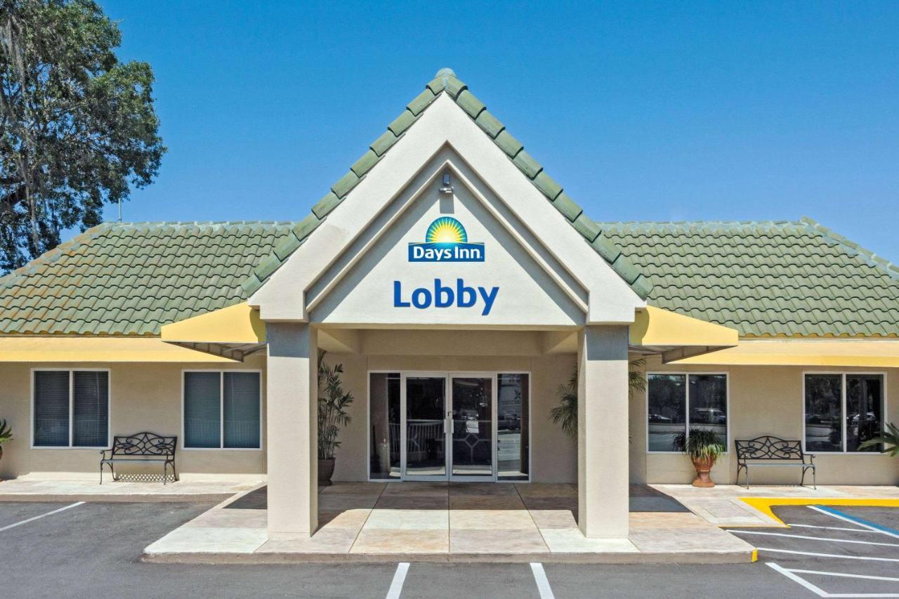 Days Inn By Wyndham Port Charlotte Town Center Екстер'єр фото