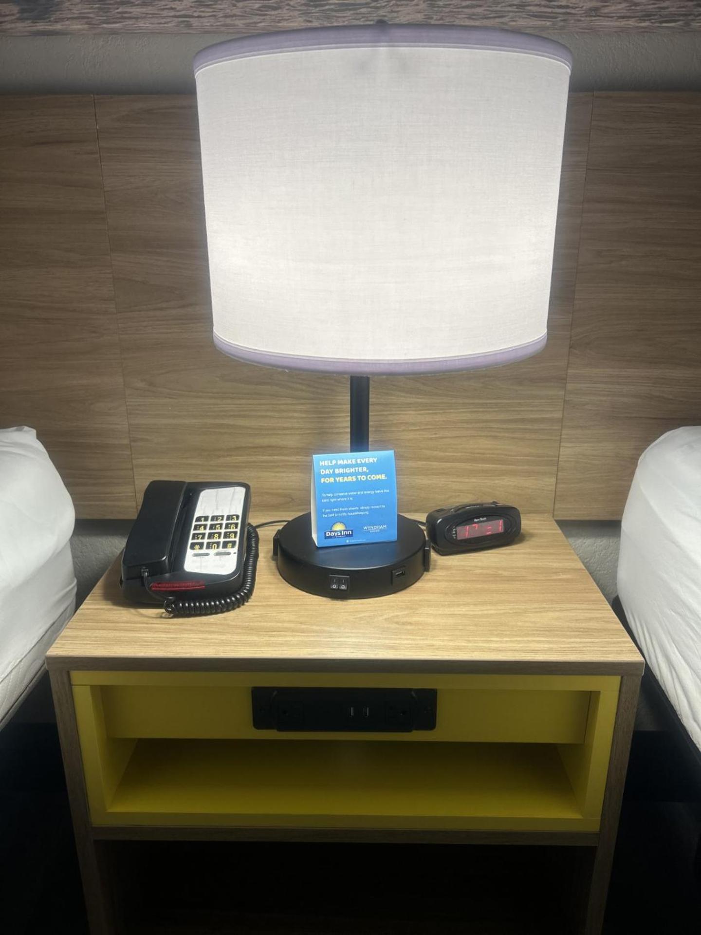 Days Inn By Wyndham Port Charlotte Town Center Екстер'єр фото