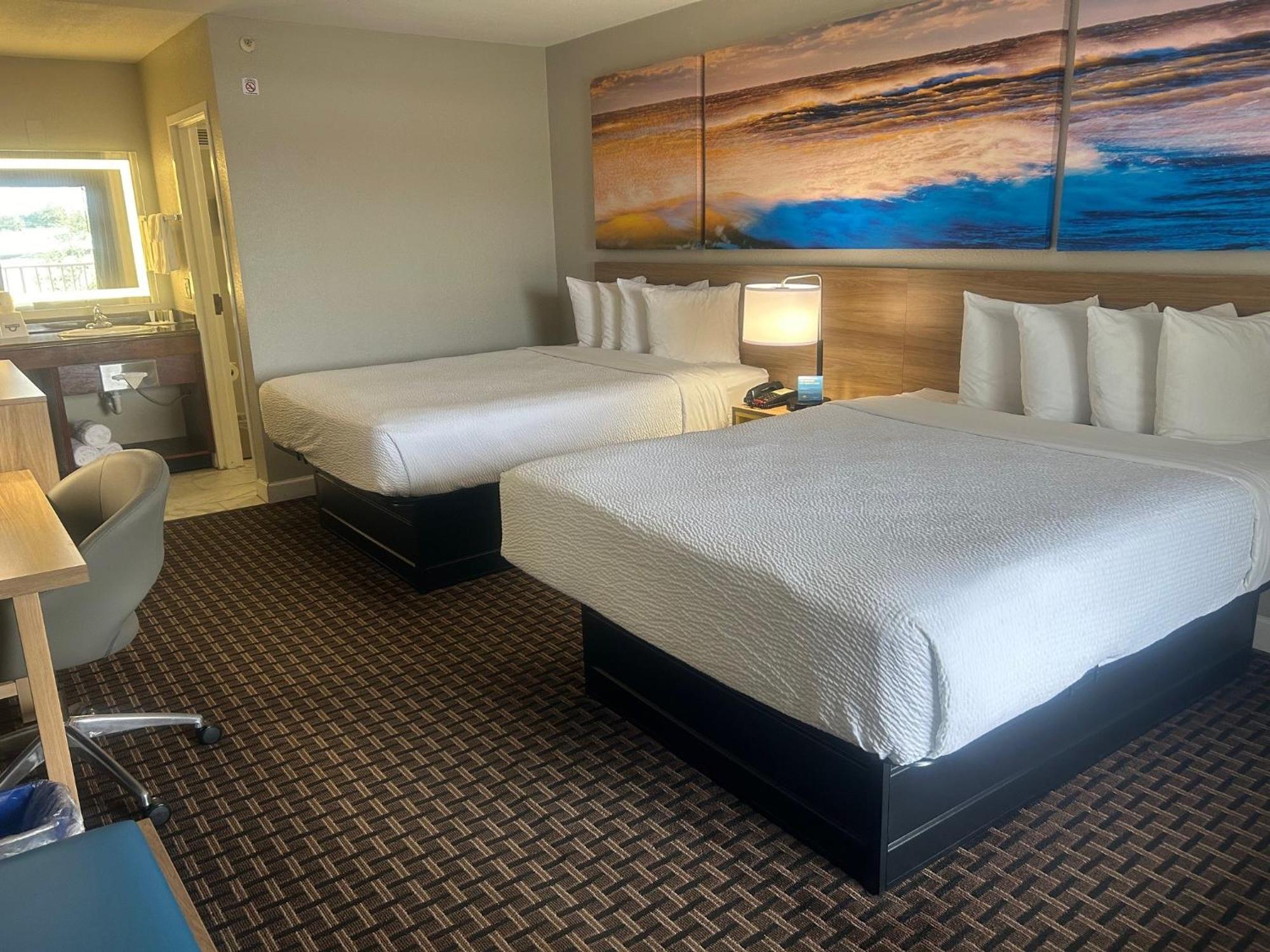 Days Inn By Wyndham Port Charlotte Town Center Екстер'єр фото